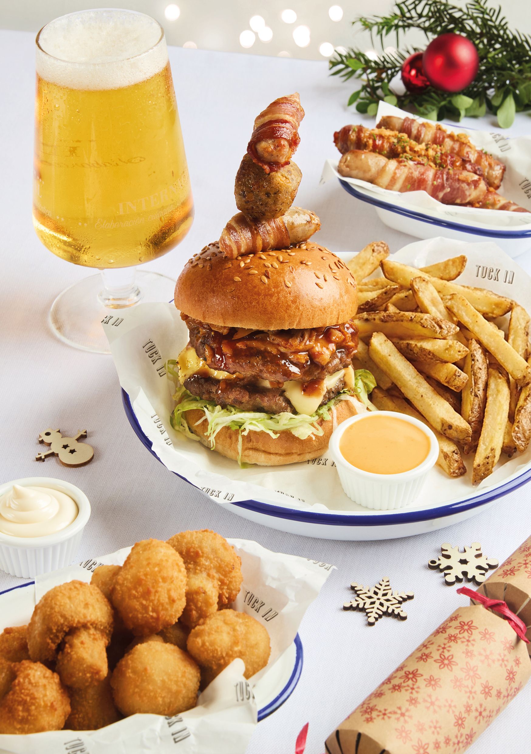 Festive Lunch & Dinner at The Ladygrove in Didcot
